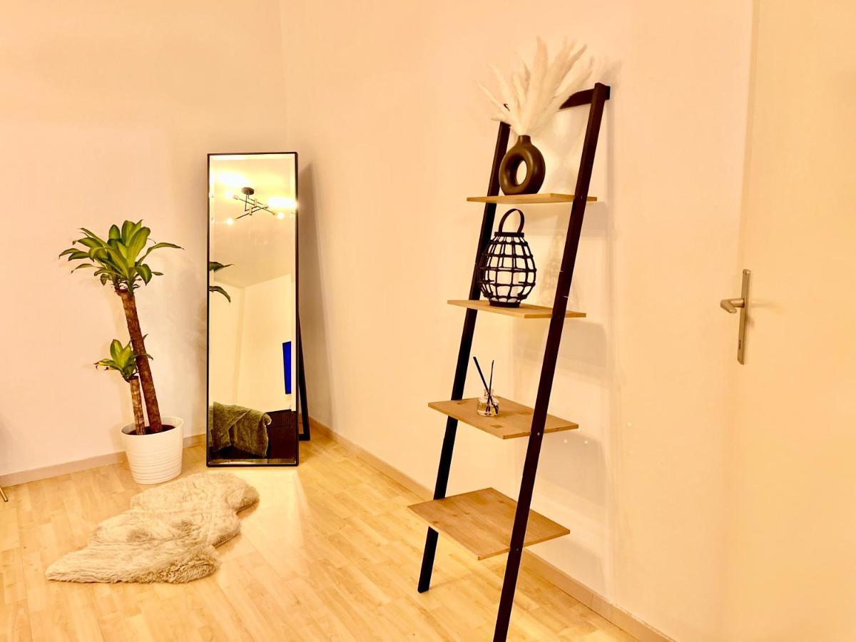 Comfy & Warm City Apartment - Self Check-In Грац Екстериор снимка