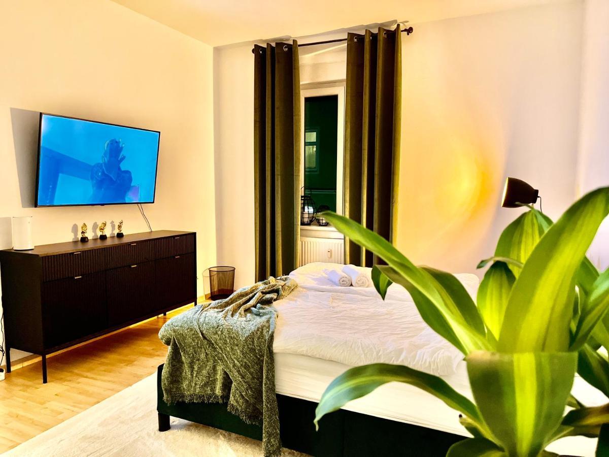 Comfy & Warm City Apartment - Self Check-In Грац Екстериор снимка